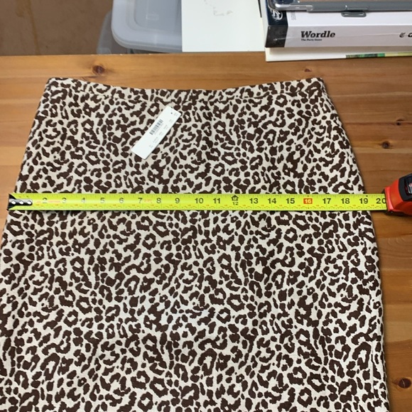 J.Crew NWT Pencil Skirt #2, 100% Linen, Animal Print, Lining w Stretch - Picture 5 of 14